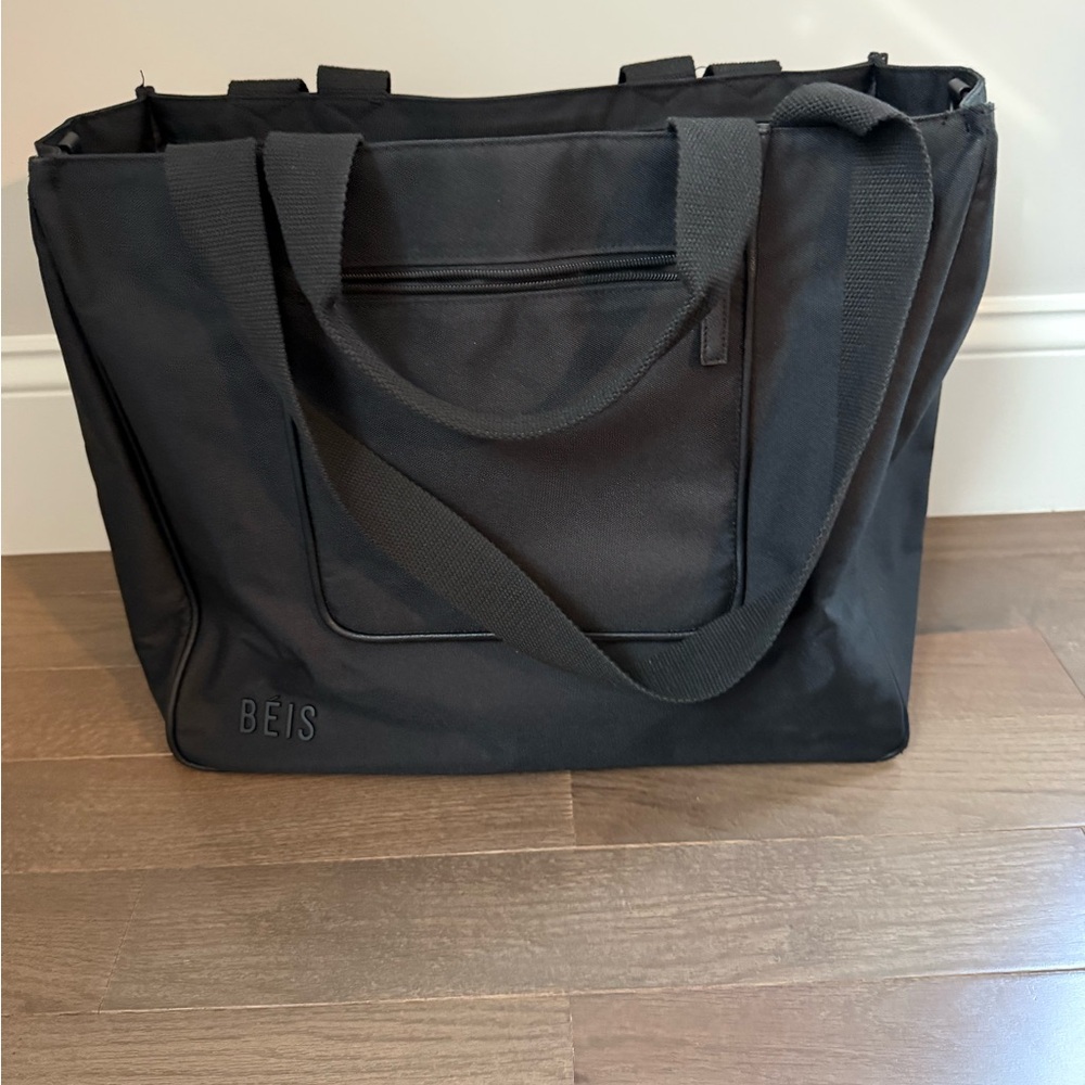 BEIS black east to west tote